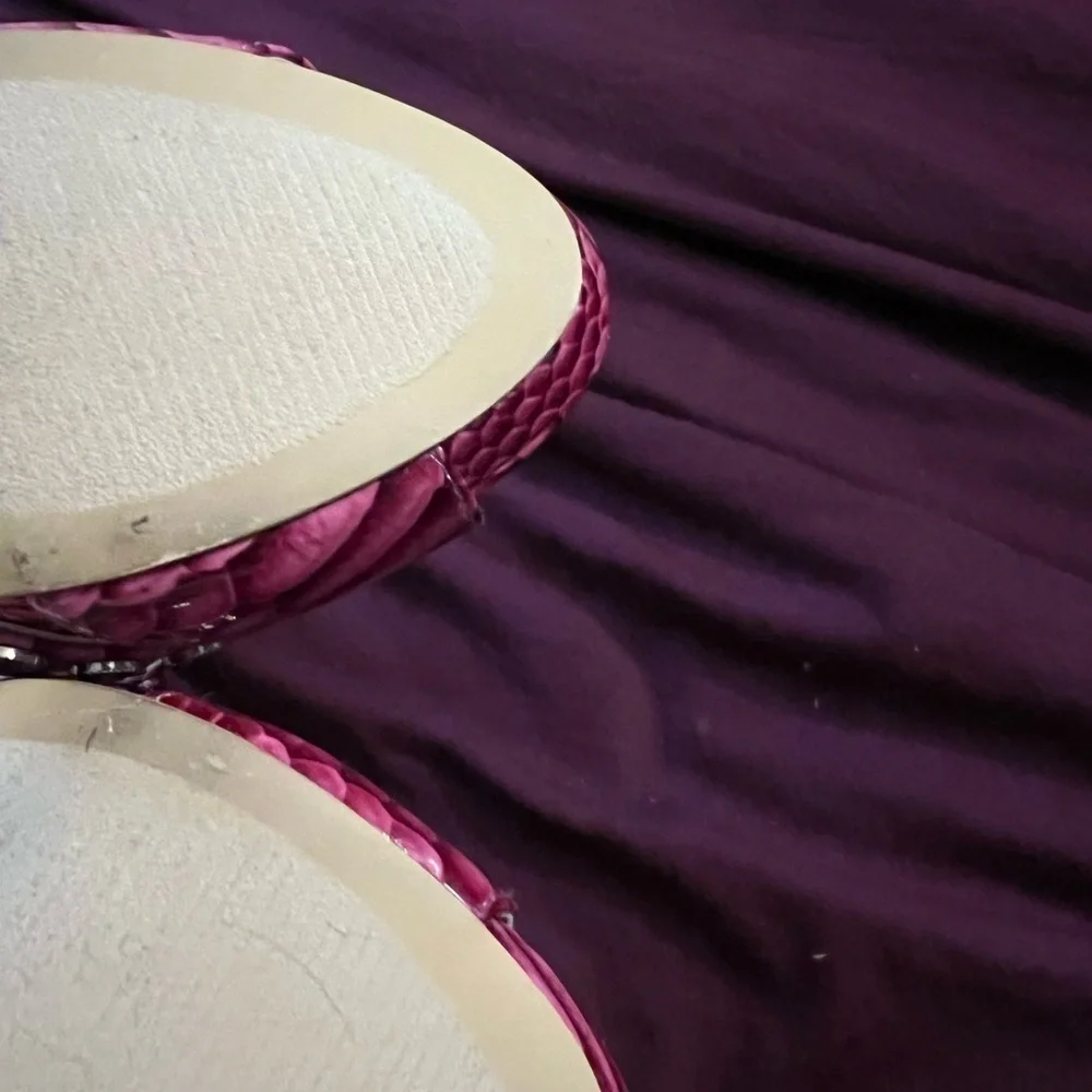 𝅺scene “Kara” fuchsia size 6.5 Heels (shoe dazzle)